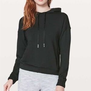 Lululemon Twisted & Tucked Pullover size 8
Black